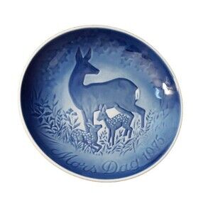 B & G Mors Dag Mother's Day 6" Collectible Plate 1975 Deer Fawn Blue Copenhagen